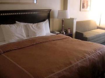 Comfort Suites Denver Bagian luar foto